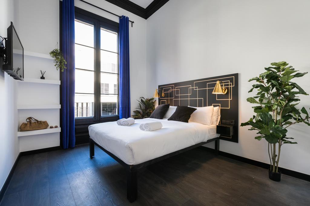 El Consell By The Streets Apartment Barcelona Bagian luar foto