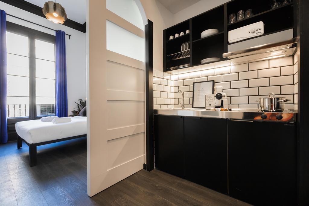 El Consell By The Streets Apartment Barcelona Bagian luar foto