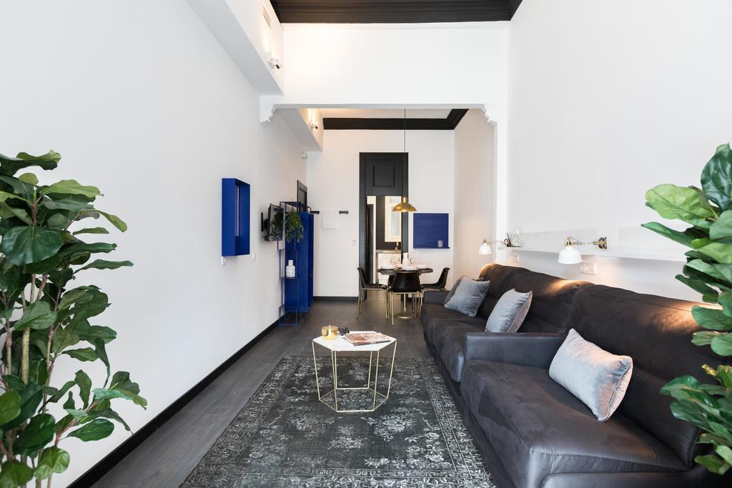 El Consell By The Streets Apartment Barcelona Bagian luar foto