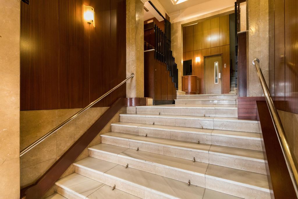 El Consell By The Streets Apartment Barcelona Bagian luar foto